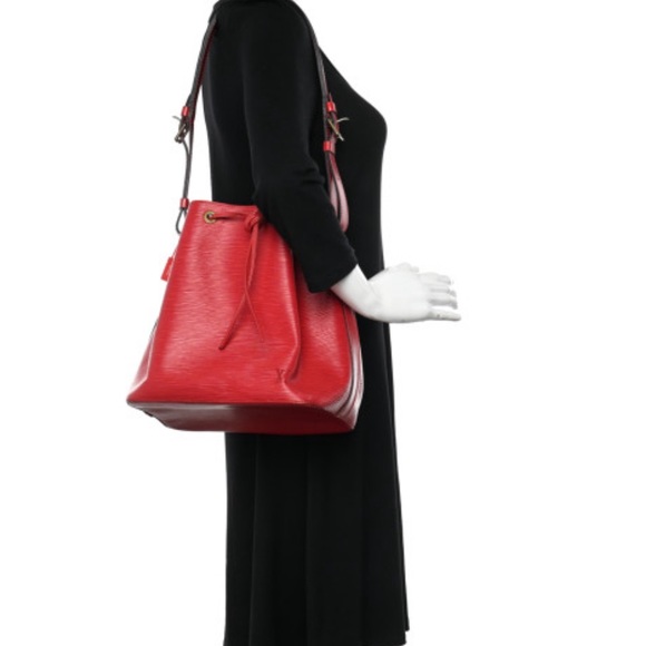 Louis Vuitton AUTHENTIC Epi Noe Bucket Bag - Picture 8 of 14